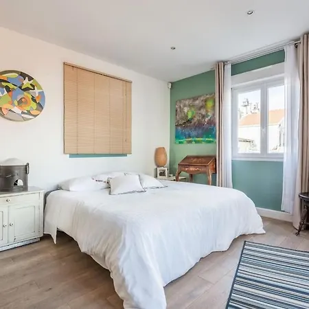 Jolie Maison Parisienne Jardin Porte De Montreuil Bagnolet Exterior foto