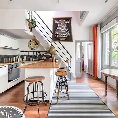 Jolie Maison Parisienne Jardin Porte De Montreuil Bagnolet Exterior foto