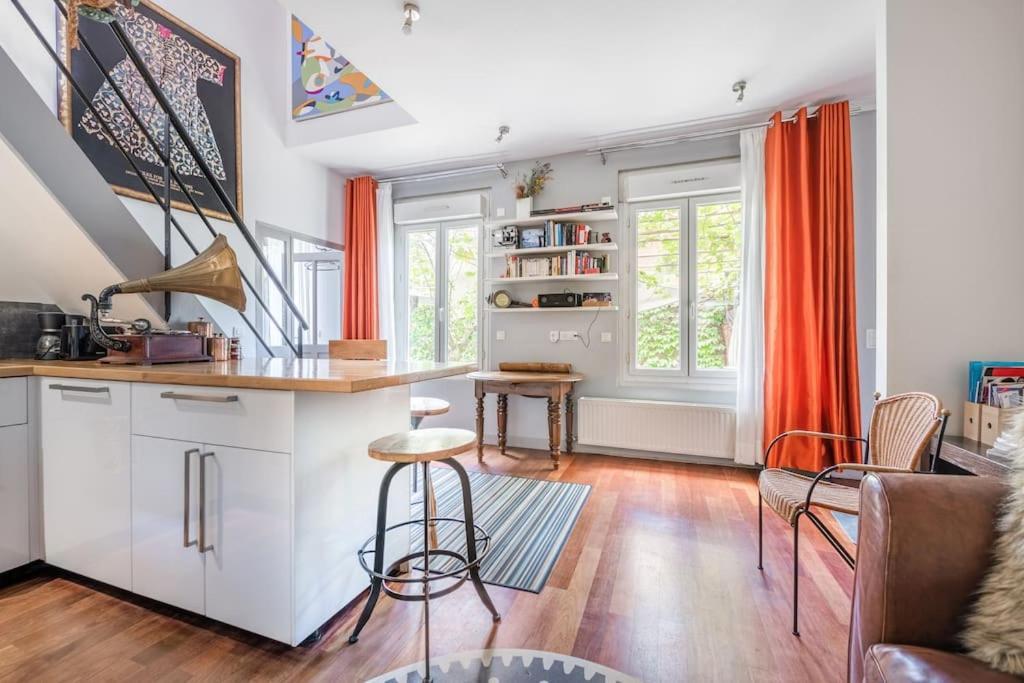 Ferienhaus Jolie Maison Parisienne Jardin Porte De Montreuil